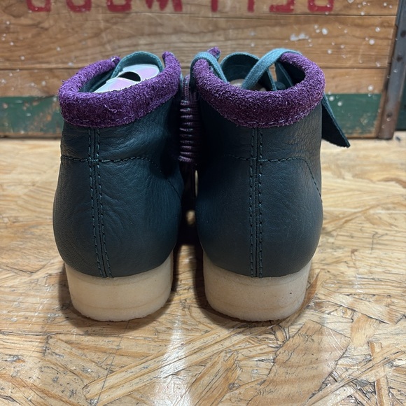 Brand new unworn discontinued Clarks Wallabee green combo. - Picture 3 of 4